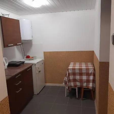 Nad Jeziorem - Zaniemysl
